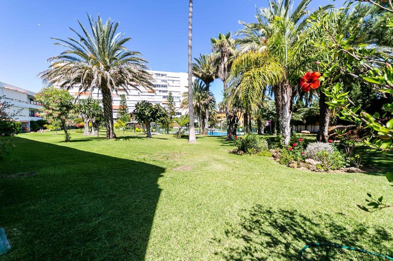 Apartamento Acogedor, Terraza, Piscina Y Mar Benalmádena Exteriér fotografie
